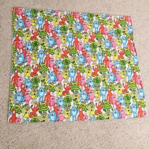 Yo Gabba Gabba Character Print Fleece Blanket Reversible Green Multi 39x35.5